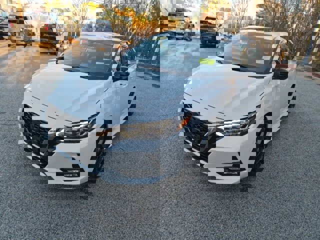 Used 2022 Nissan Sentra SR w/ SR Premium Package image 5