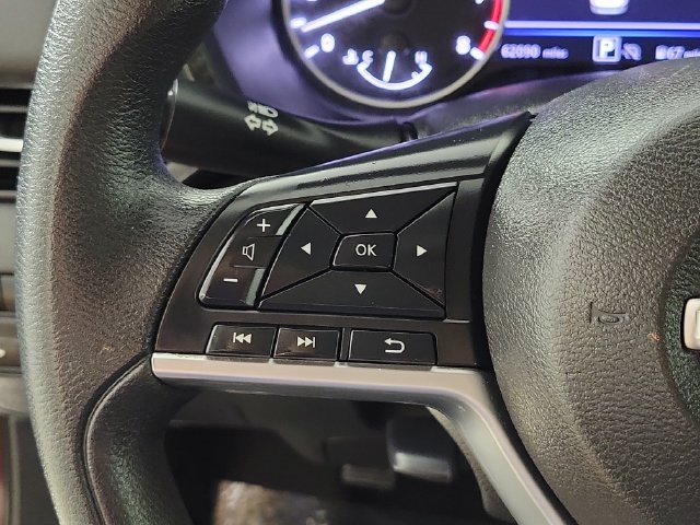 Used 2024 Nissan Sentra SV FWD image 24