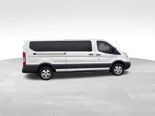 Used 2017 Ford Transit 350 XLT image 8