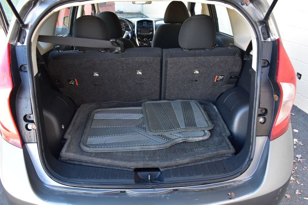 Used 2016 Nissan Versa Note SV FWD image 38