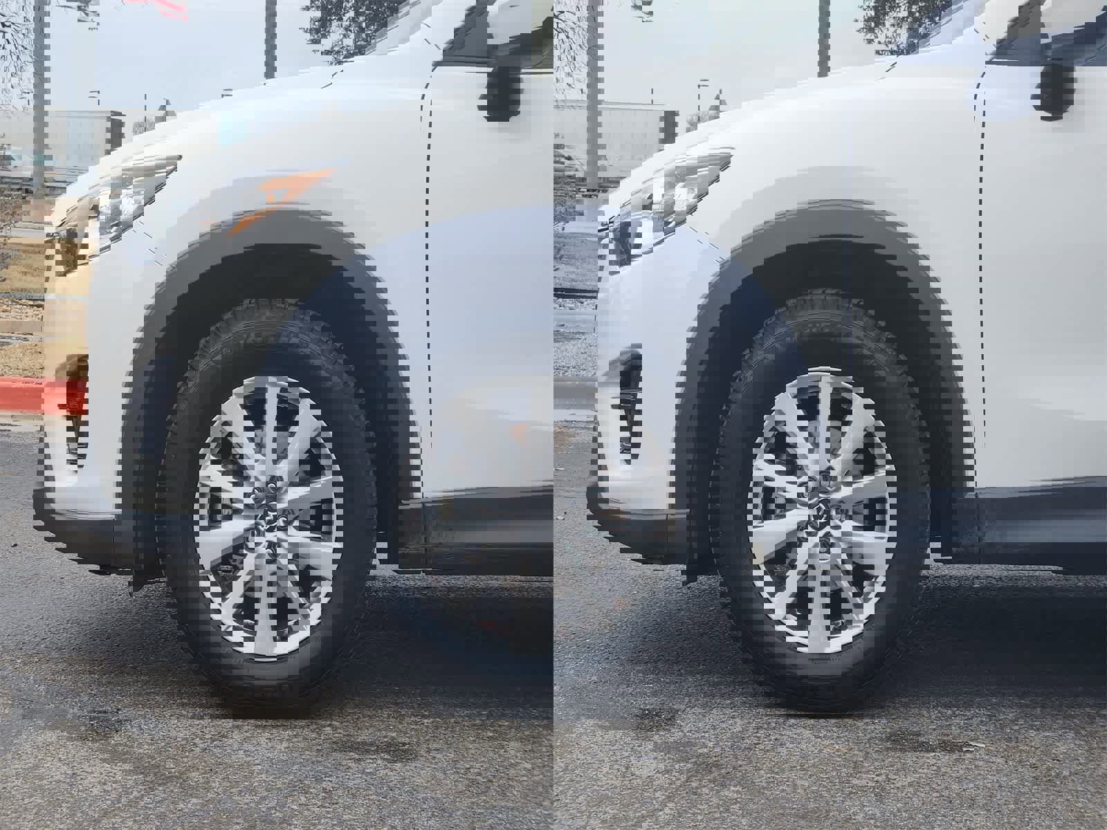 Used 2016 MAZDA CX-5 Touring image 8