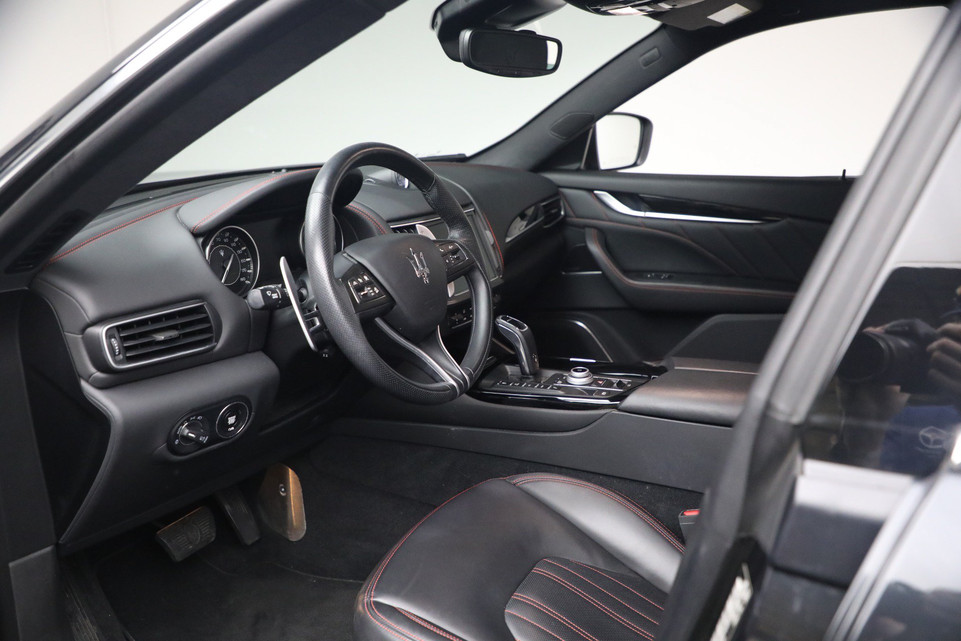 Certified 2023 Maserati Levante GT AWD/4WD image 20