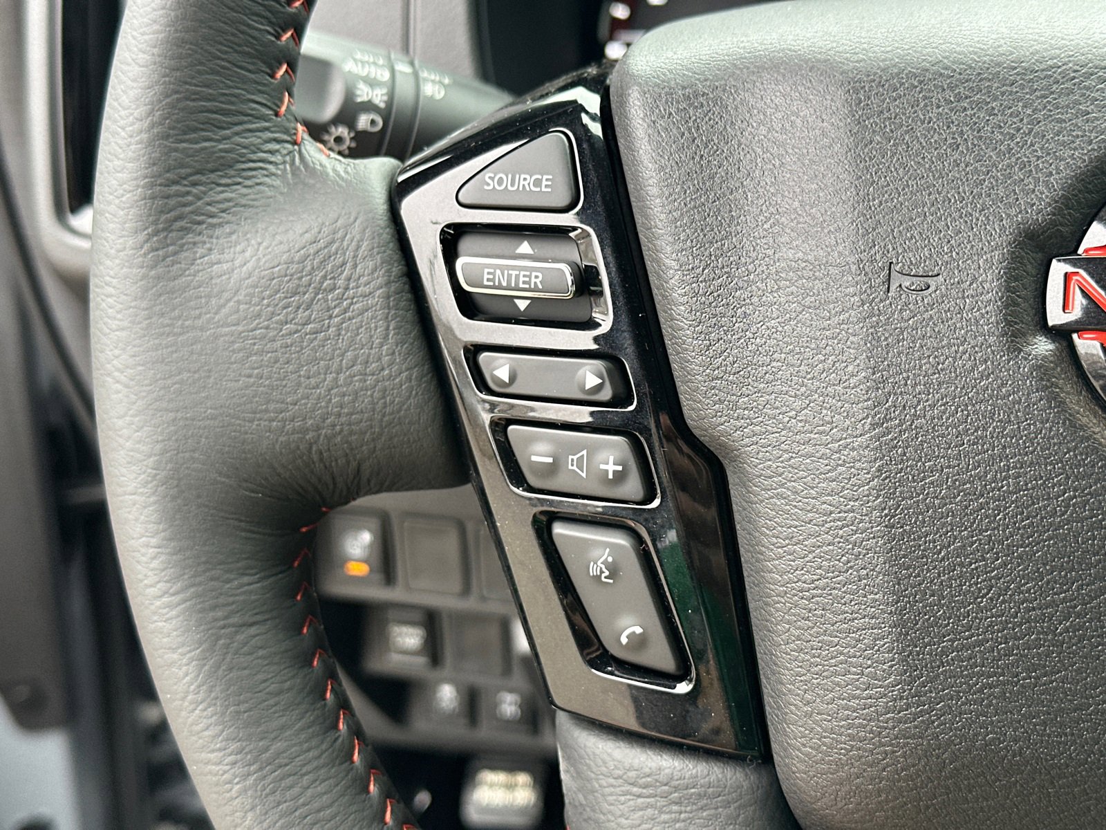 New 2026 Nissan Frontier PRO-4X w/ Pro Premium Package image 25