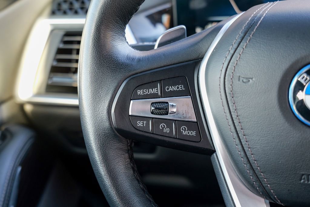 Used 2024 BMW X5 xDrive50e image 40