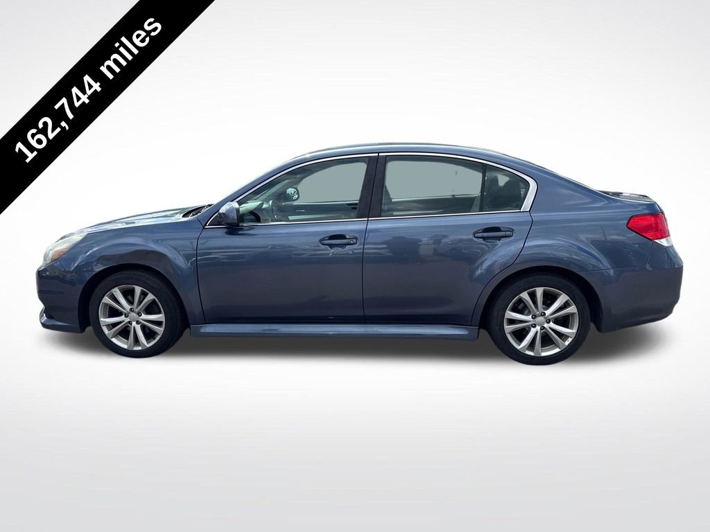 Used 2013 Subaru Legacy 2.5i Premium AWD/4WD image 2