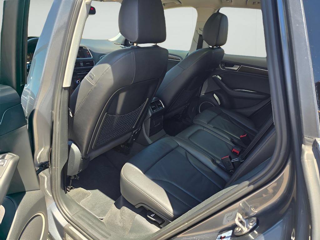 Used 2015 Audi Q5 2.0T Premium Plus w/ Technology Package AWD/4WD image 12