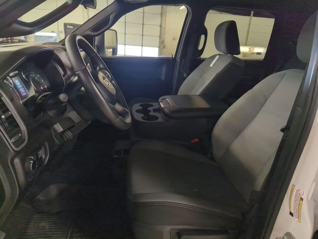 Used 2024 RAM 5500 Tradesman w/ Chrome Appearance Group image 6