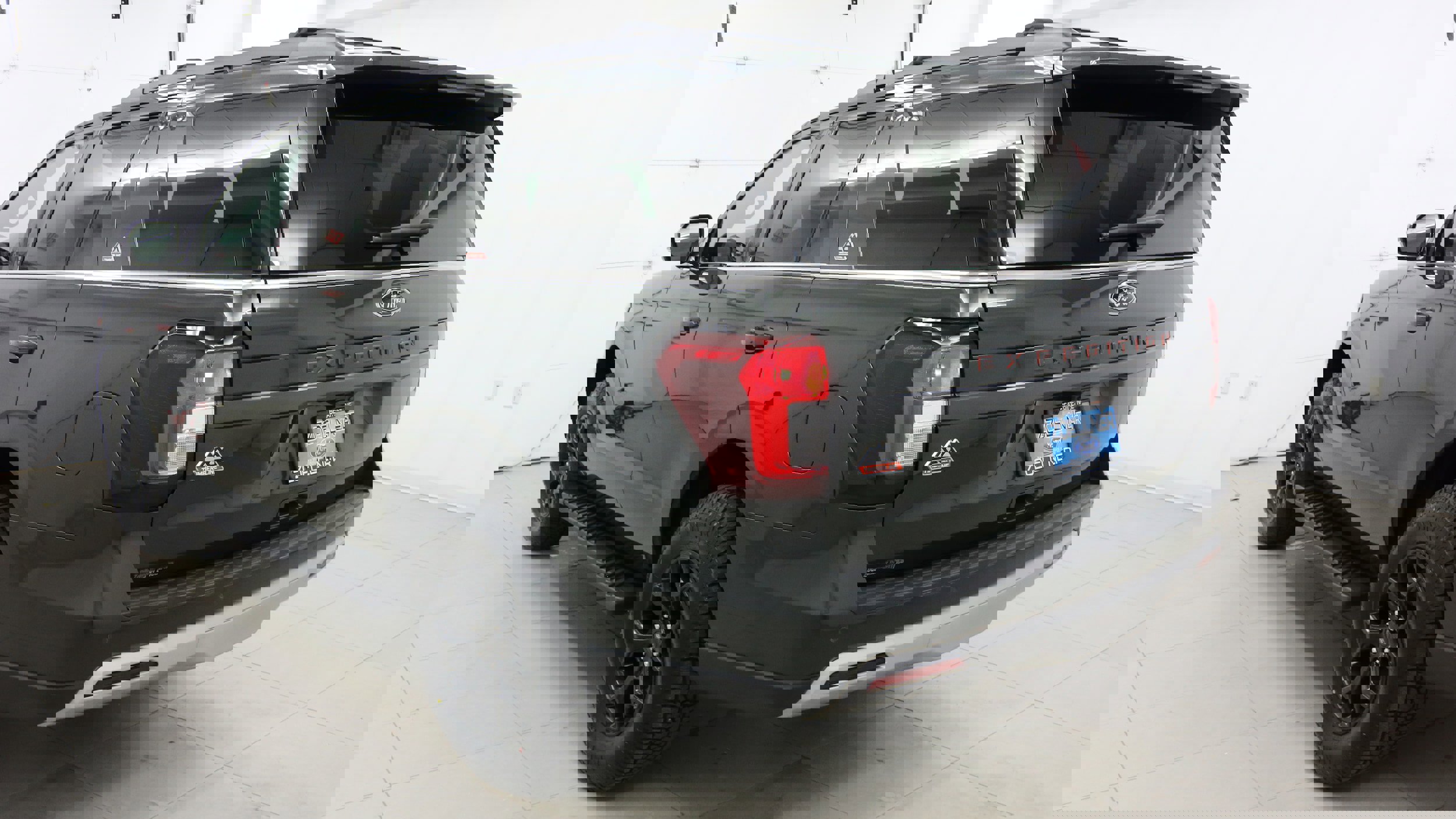 Used 2022 Ford Expedition Timberline image 9