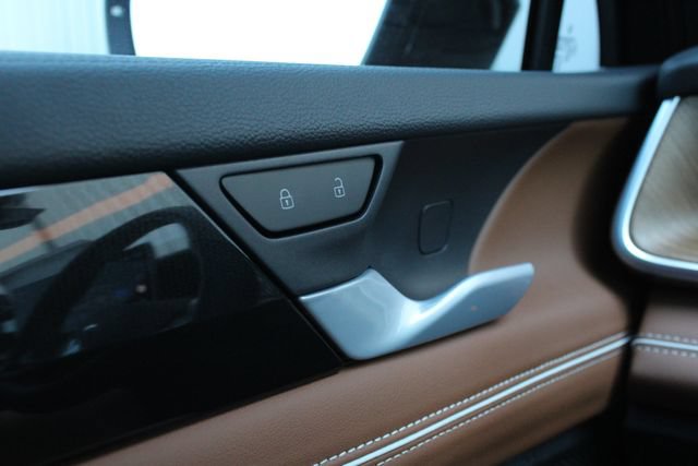 New 2026 Volkswagen Tiguan SEL R-Line AWD/4WD image 7