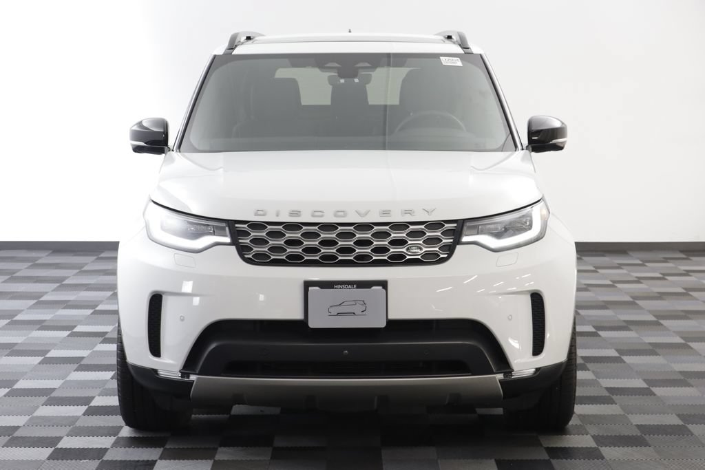 Certified 2025 Land Rover Discovery S AWD/4WD image 23