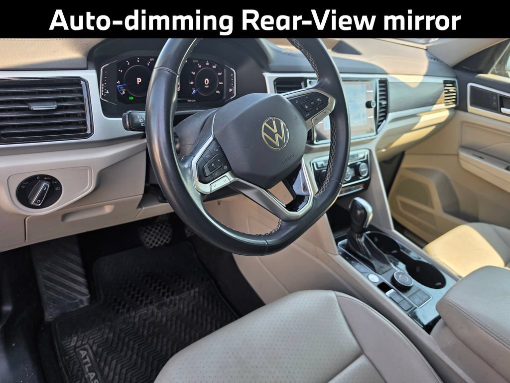 Used 2022 Volkswagen Atlas SE AWD/4WD image 16