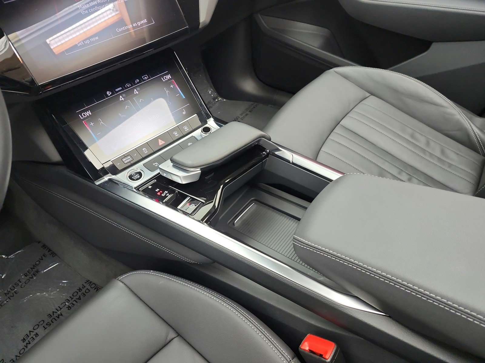 Used 2024 Audi Q8 e-tron Premium AWD/4WD image 11