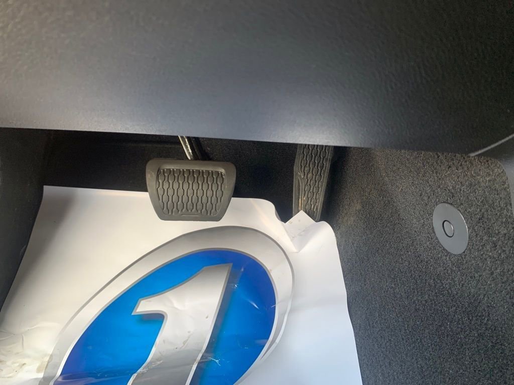 Used 2021 Jeep Wrangler Sport image 12