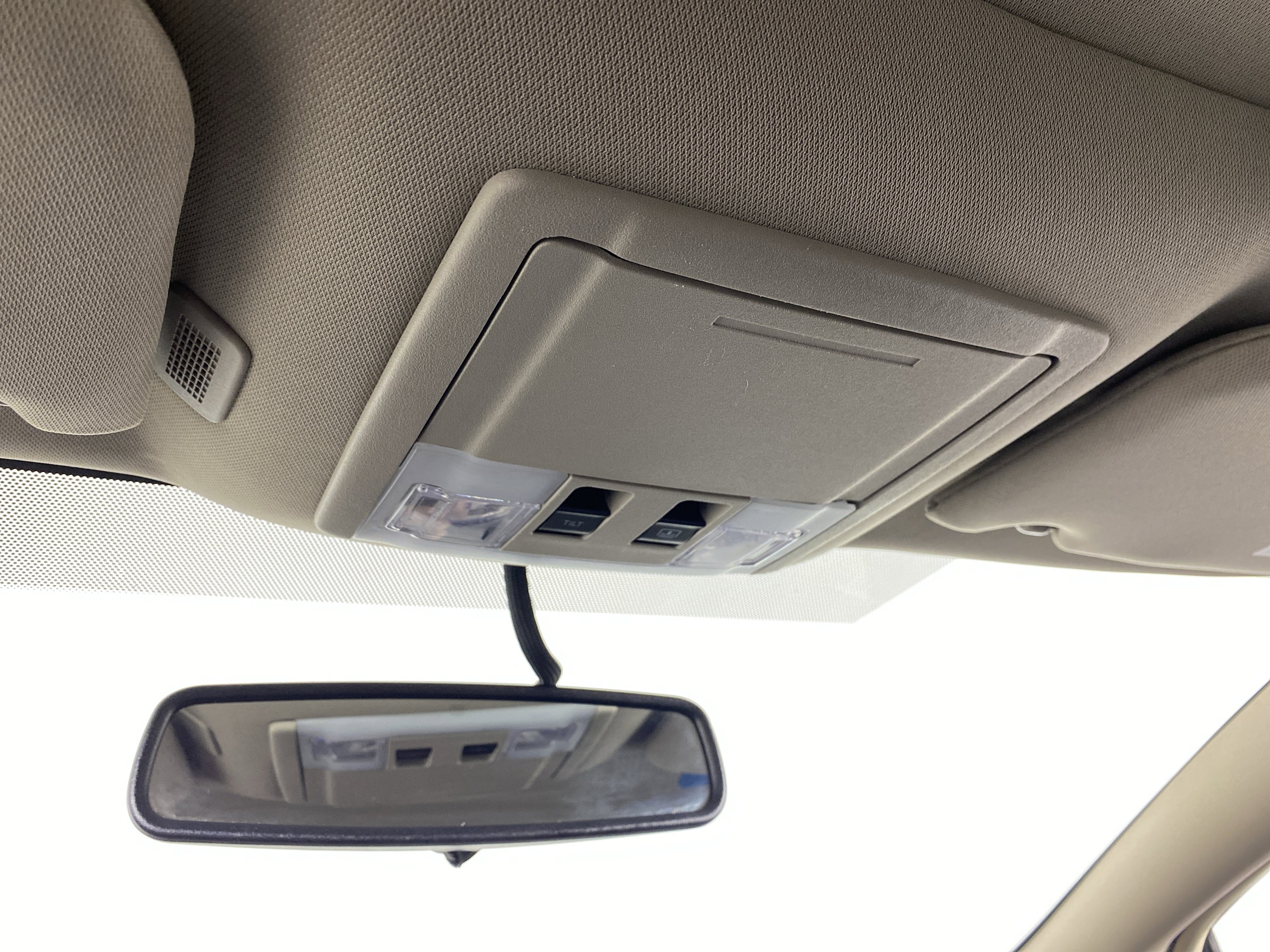 Used 2012 Lincoln MKX AWD image 38