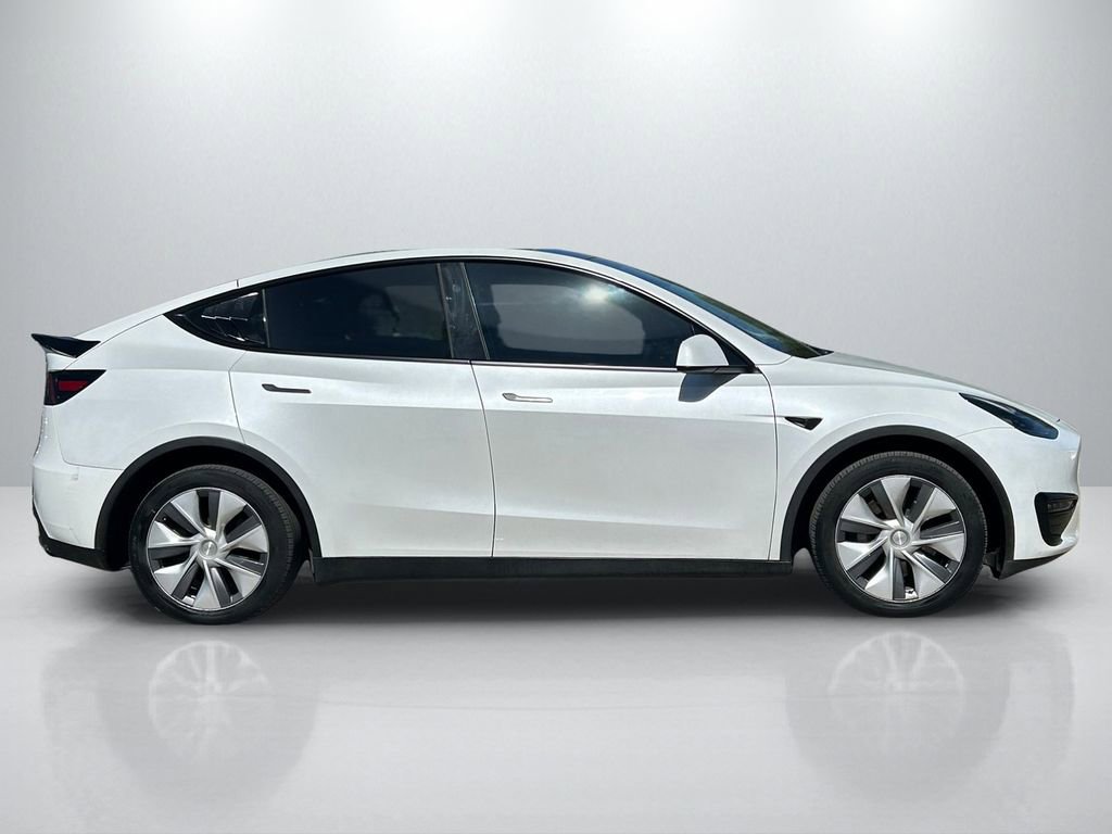 Used 2023 Tesla Model Y Long Range image 4
