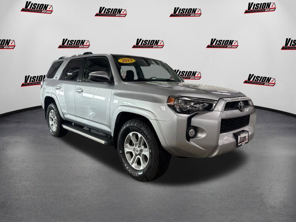 Used 2019 Toyota 4Runner SR5 image 3