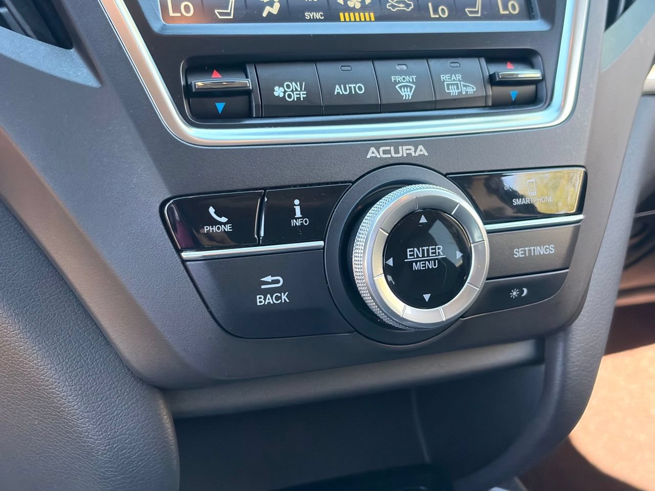 Used 2020 Acura MDX FWD image 25