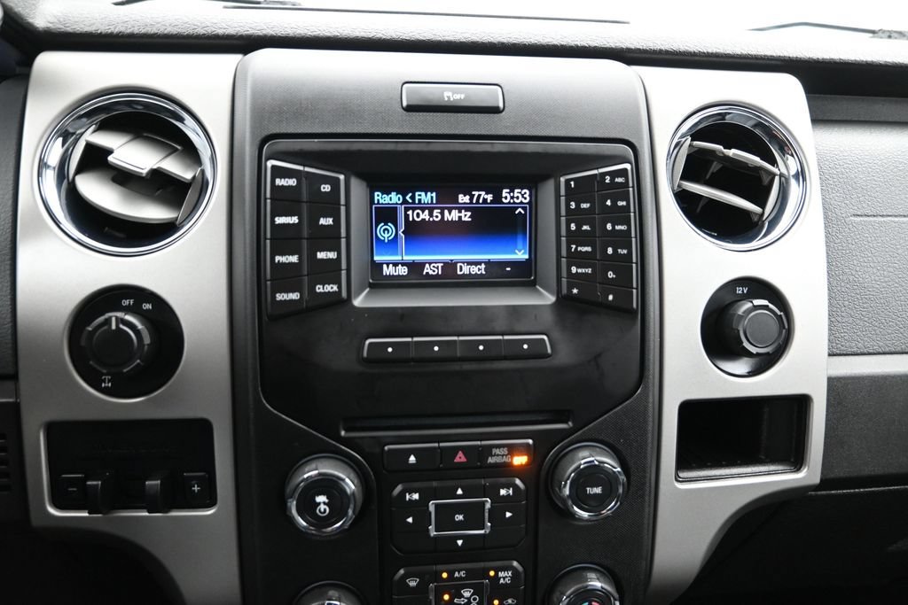 Used 2014 Ford F150 XLT w/ Equipment Group 302A Luxury RWD image 16