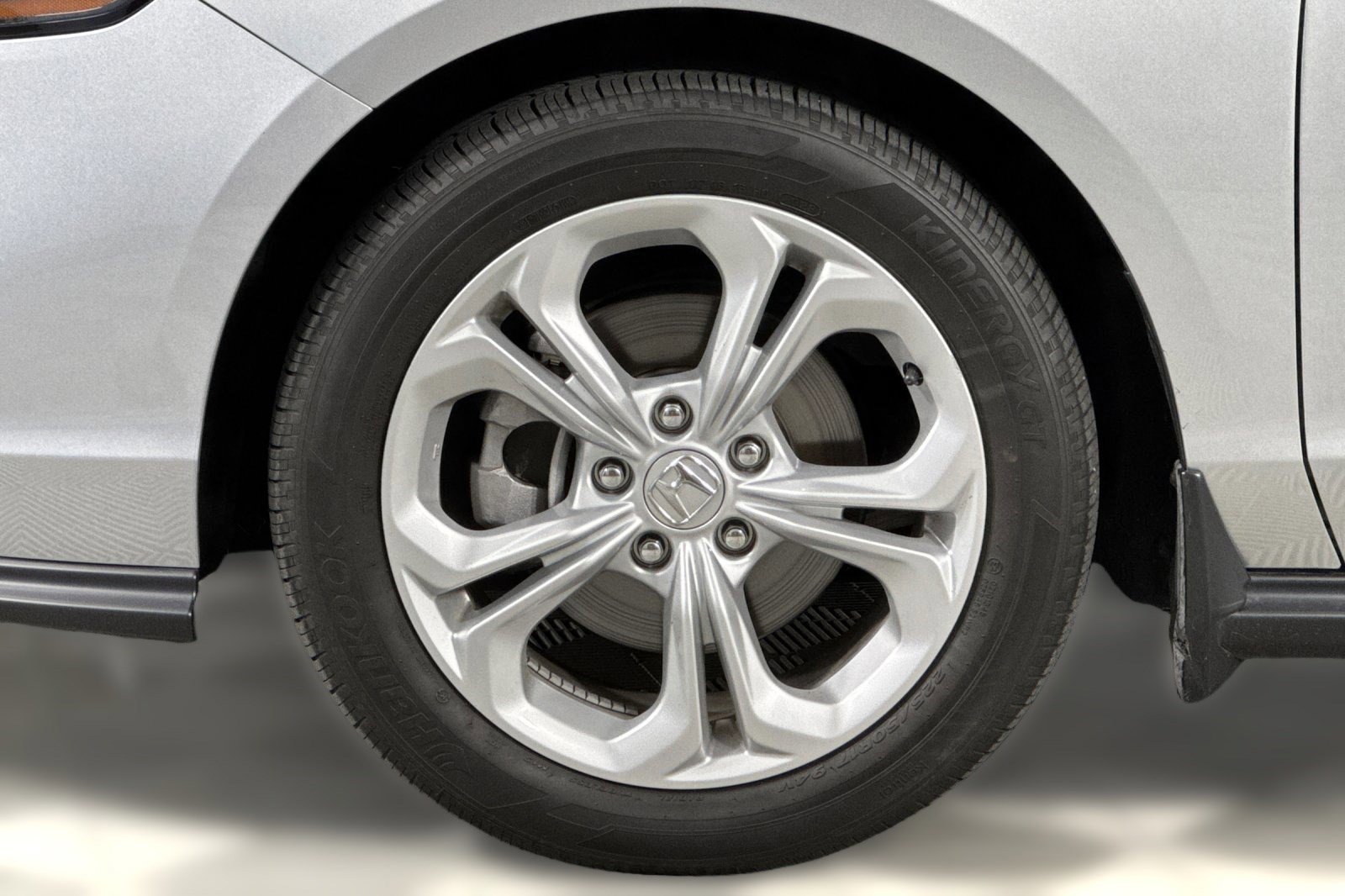 Used 2024 Honda Accord LX image 11