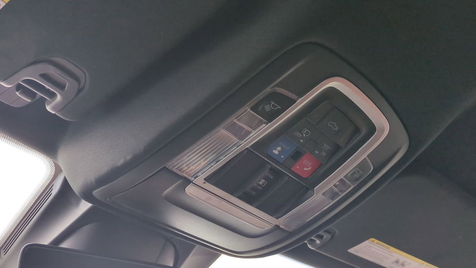 Used 2022 RAM 1500 Limited w/ Body-Colour Bumper Group image 27