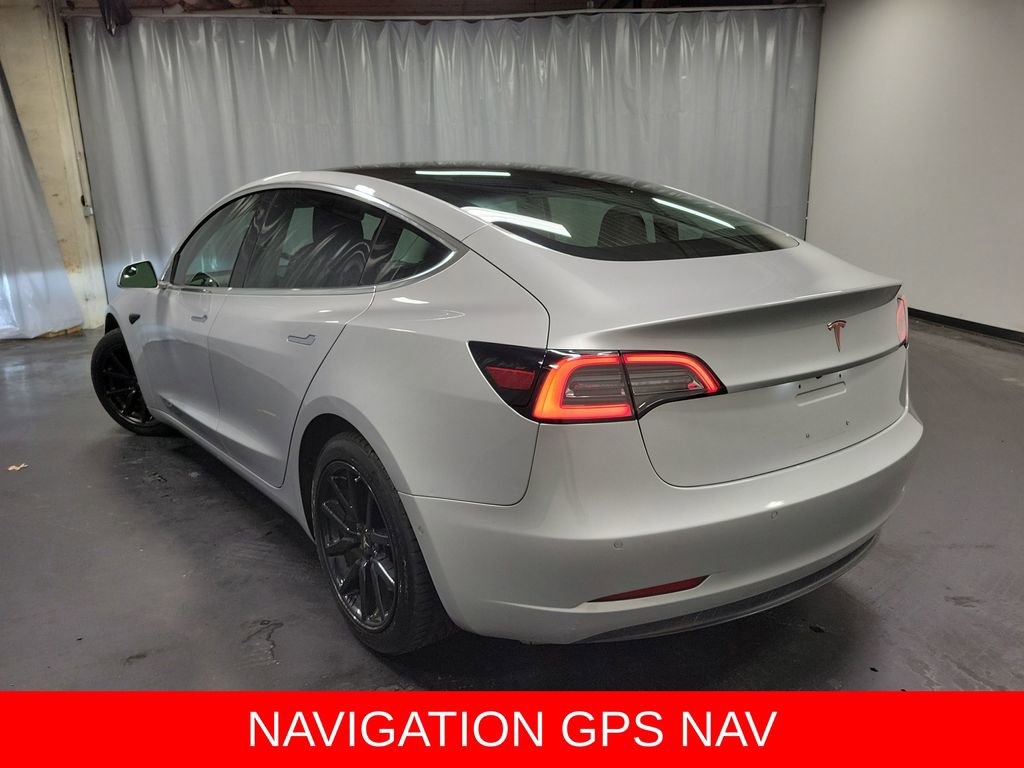 Used 2018 Tesla Model 3 Long Range image 7