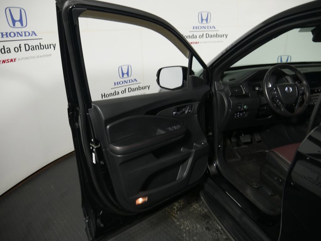 Used 2019 Honda Ridgeline Black Edition image 11