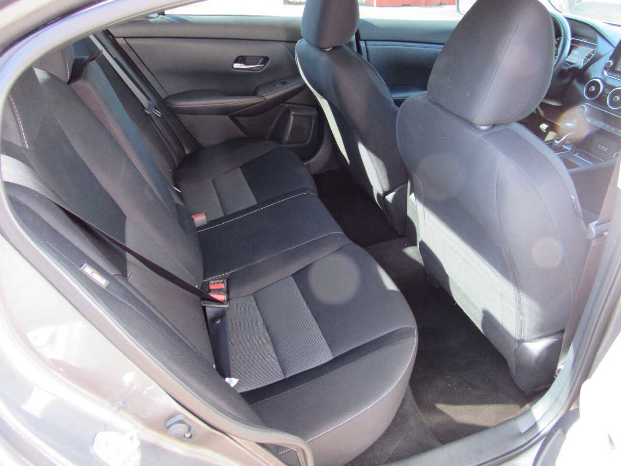 Used 2021 Nissan Sentra SV FWD image 9