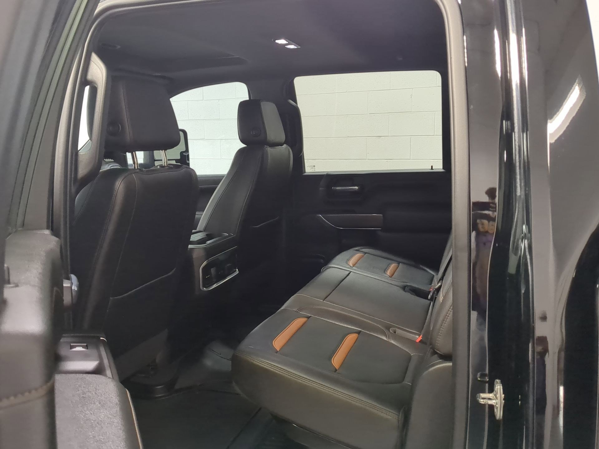 Used 2022 GMC Sierra 3500 AT4 w/ AT4 Premium Plus Package image 21