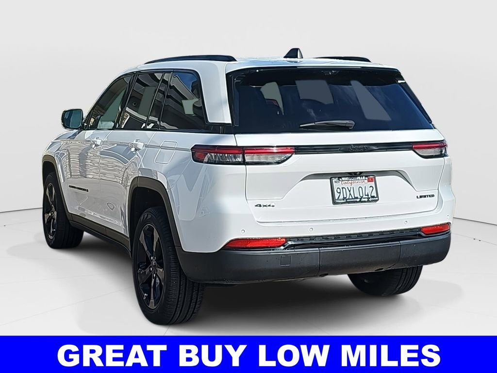 Used 2023 Jeep Grand Cherokee Limited w/ Luxury Tech Group II image 5