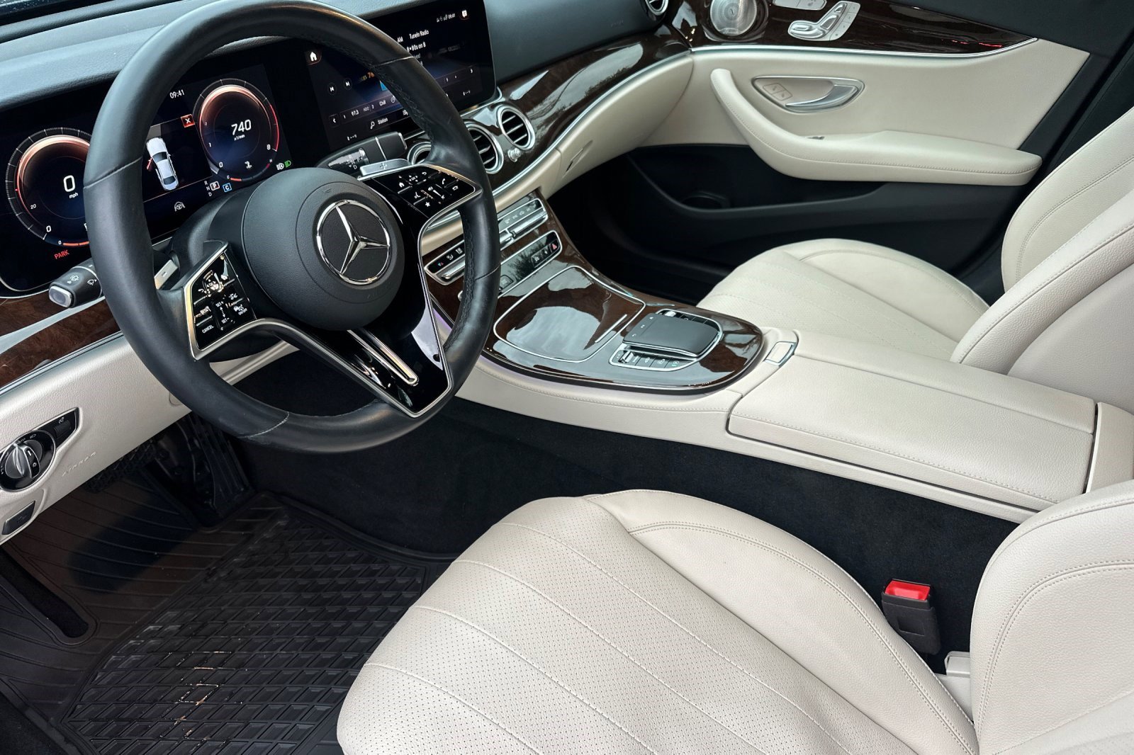 Used 2022 Mercedes-Benz E 350 Sedan image 11