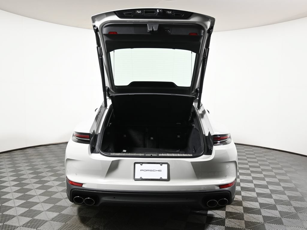 Used 2026 Porsche Panamera 4 AWD/4WD image 40