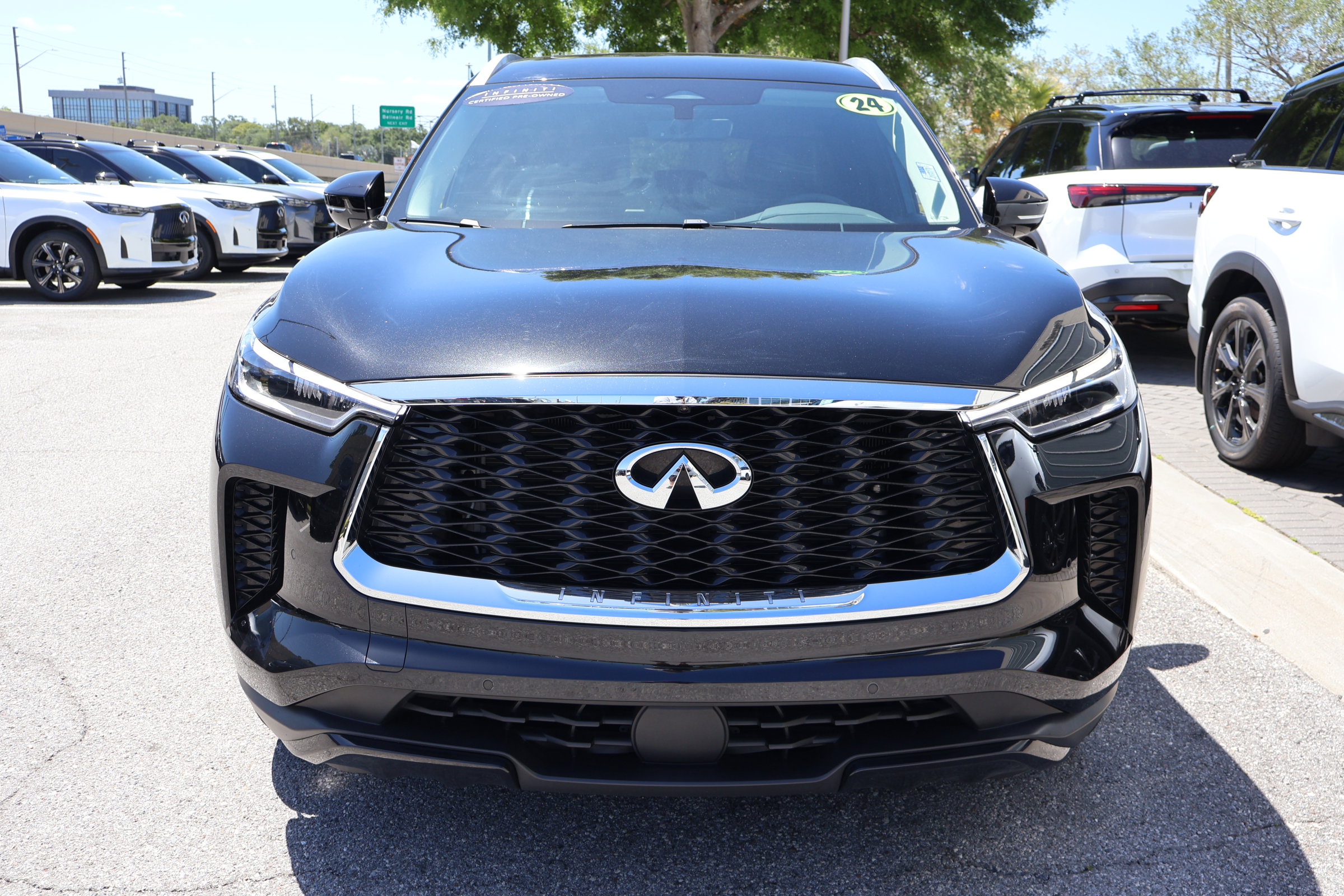 Certified 2024 INFINITI QX60 Luxe image 13