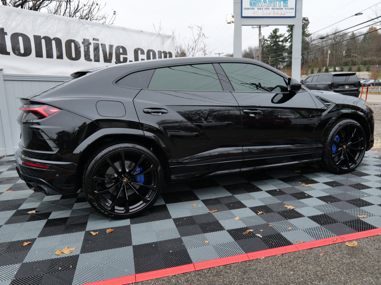Used 2021 Lamborghini Urus image 68