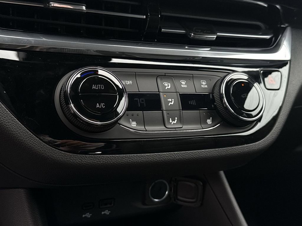 New 2026 Buick Envista Sport Touring w/ Studio Series image 20