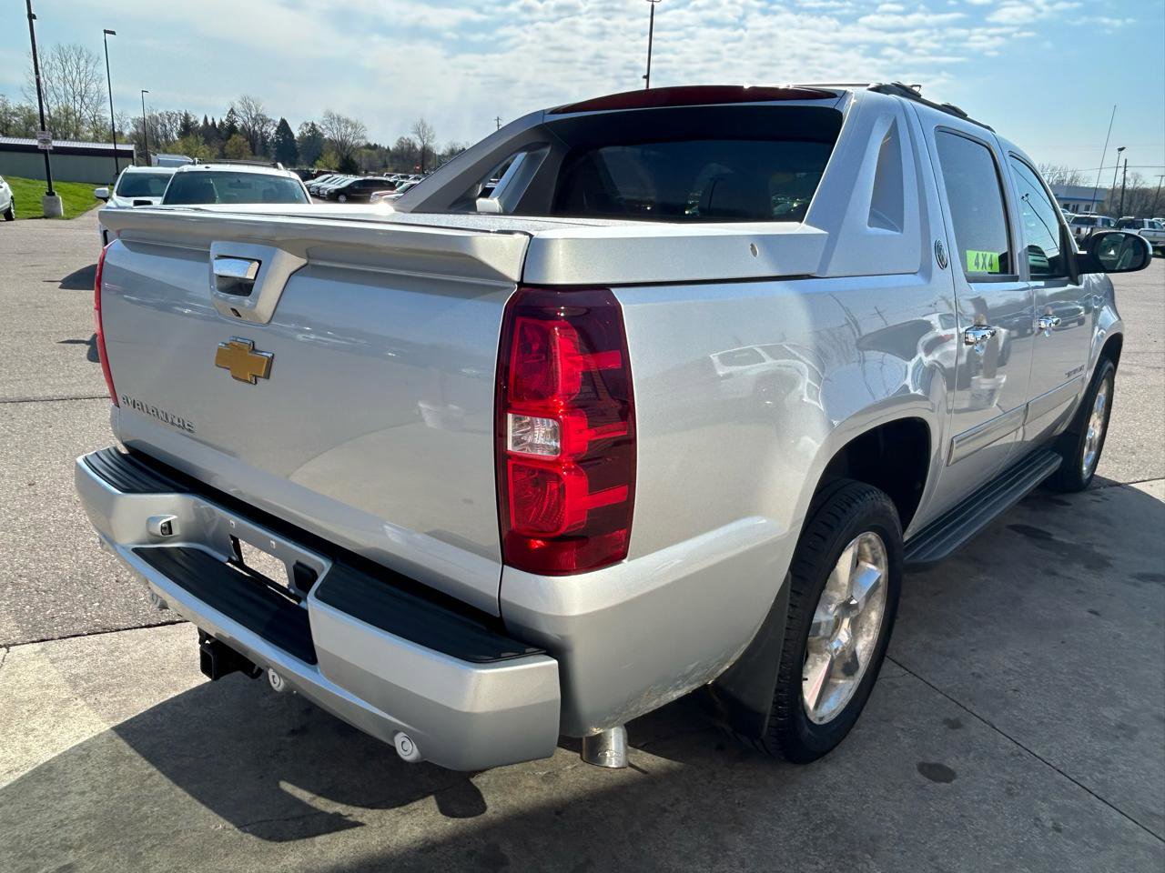 Used 2013 Chevrolet Avalanche LT w/ All-Star Edition image 5