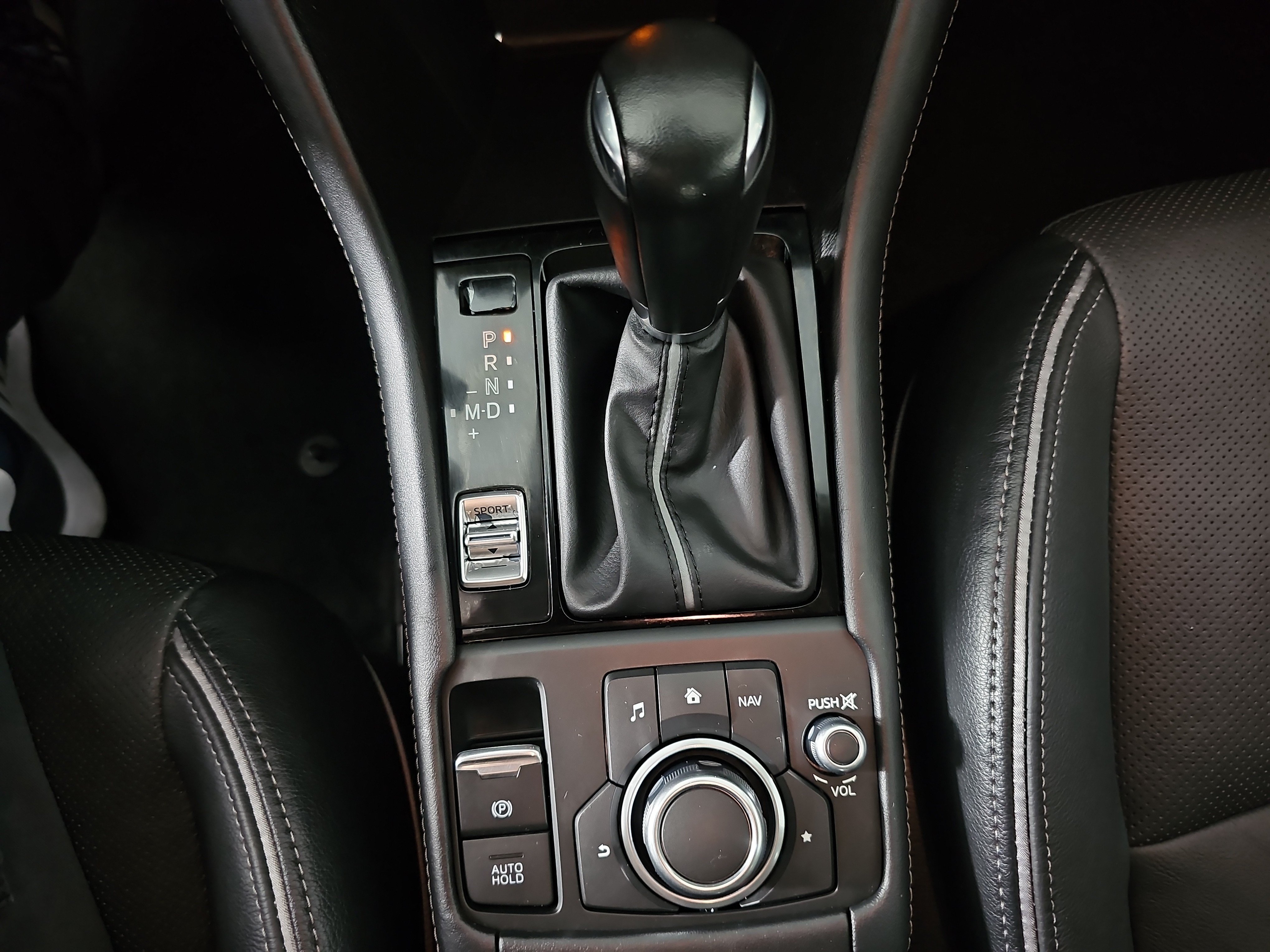 Used 2019 MAZDA CX-3 Grand Touring FWD image 25
