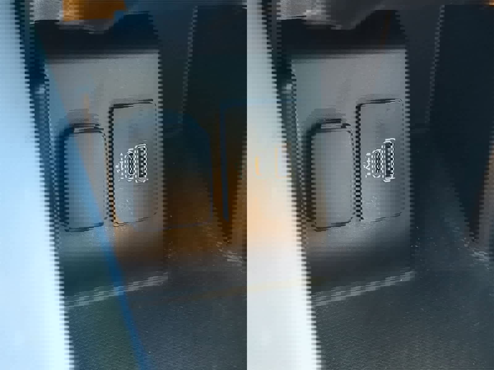 Used 2025 Ford Explorer Active image 37