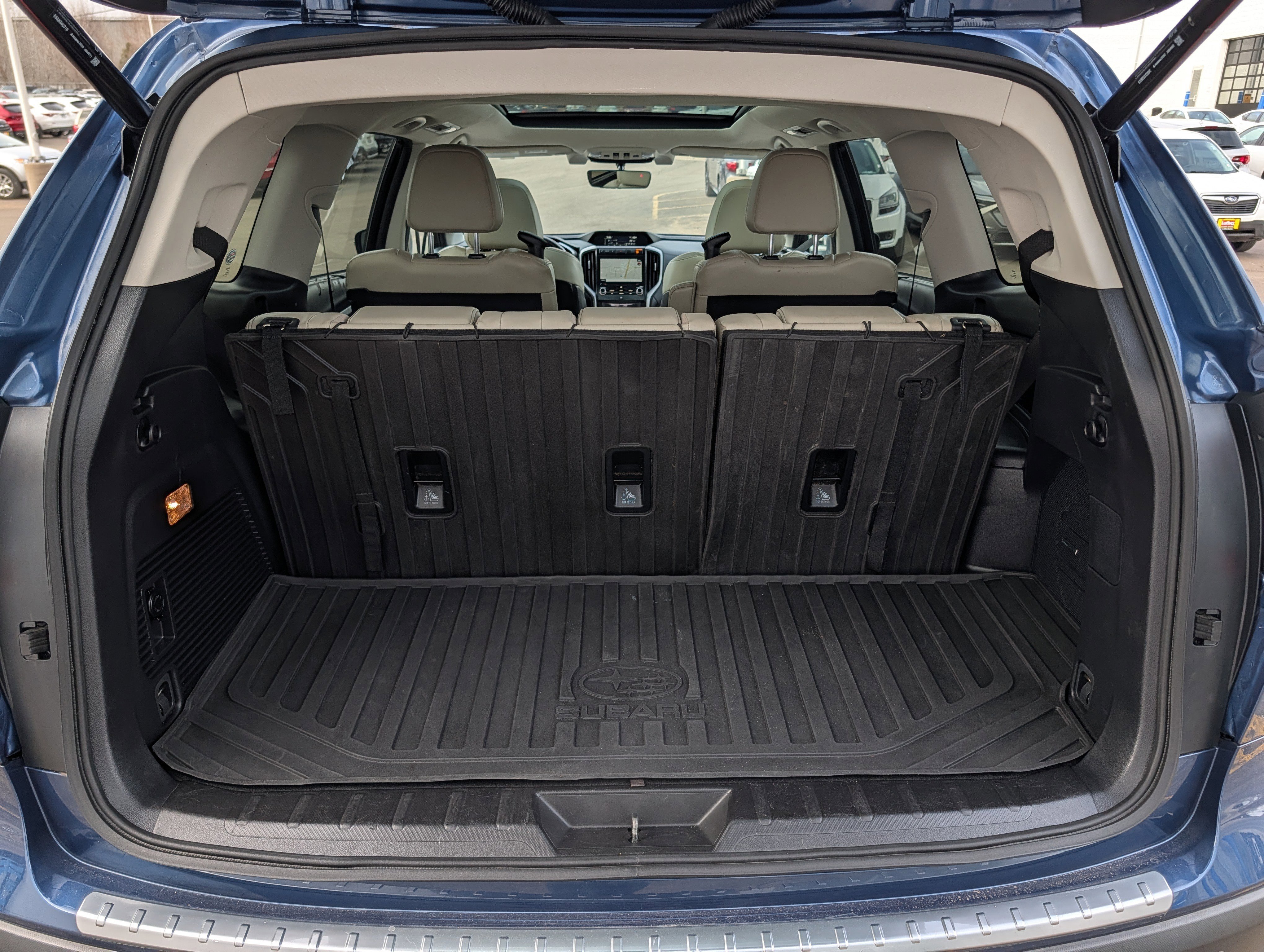 Used 2022 Subaru Ascent Limited w/ Technology Package image 19