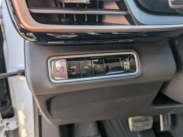 New 2026 Buick Envision Sport Touring AWD/4WD image 17