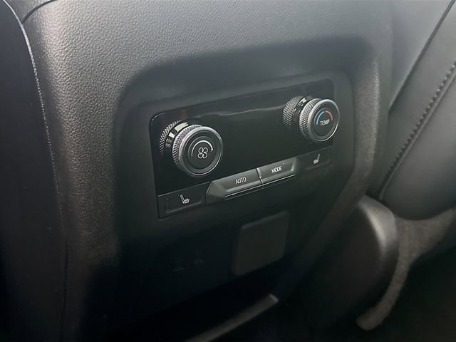 Used 2025 Buick Enclave Avenir w/ Super Cruise Package image 30