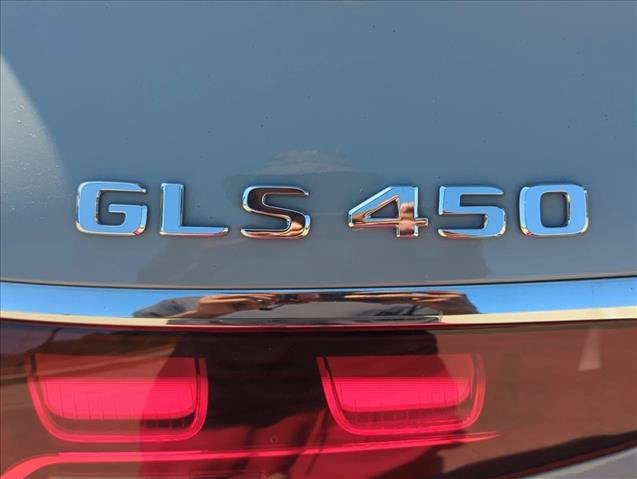 Used 2024 Mercedes-Benz GLS 450 4MATIC image 29