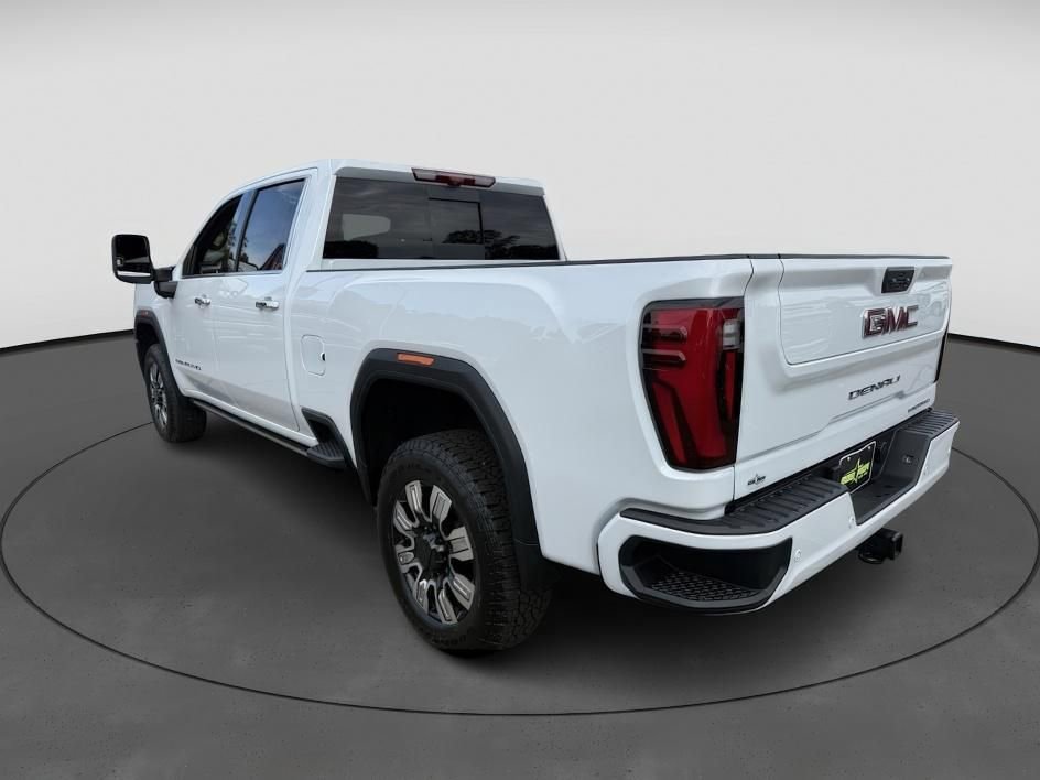 New 2026 GMC Sierra 3500 Denali w/ Denali Reserve Package image 4