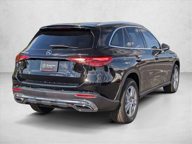 Certified 2026 Mercedes-Benz GLC 300 4MATIC image 2