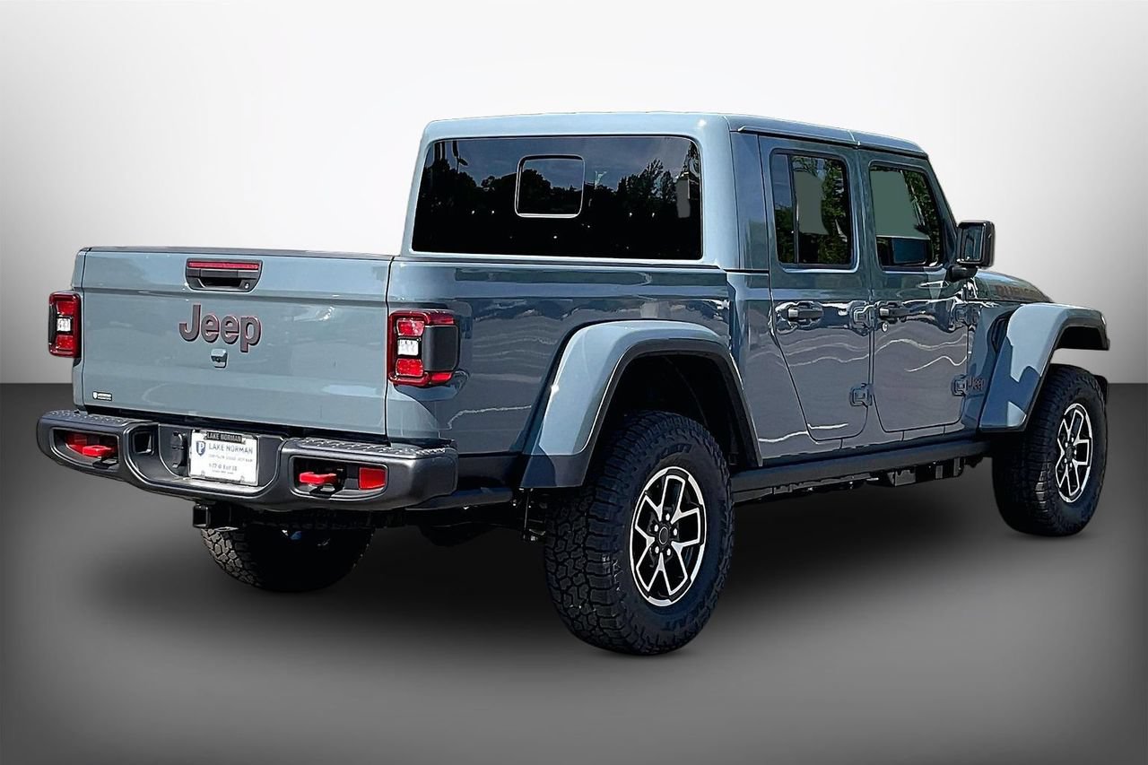 New 2026 Jeep Gladiator Rubicon w/ Steel Power Dome Hood Package AWD/4WD image 8