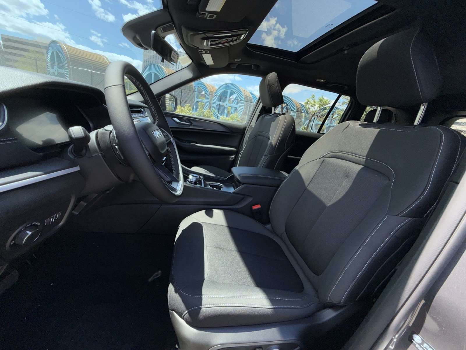 New 2026 Jeep Grand Cherokee Laredo X AWD/4WD image 13