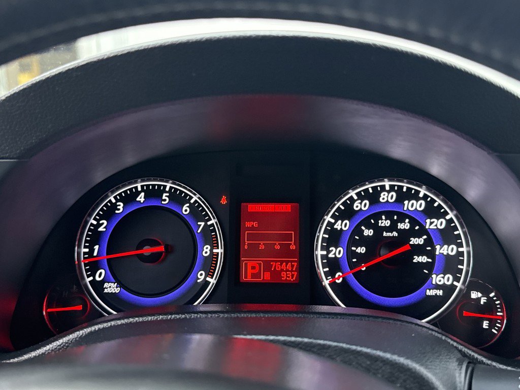 Used 2009 INFINITI G37 x Sedan AWD/4WD image 25