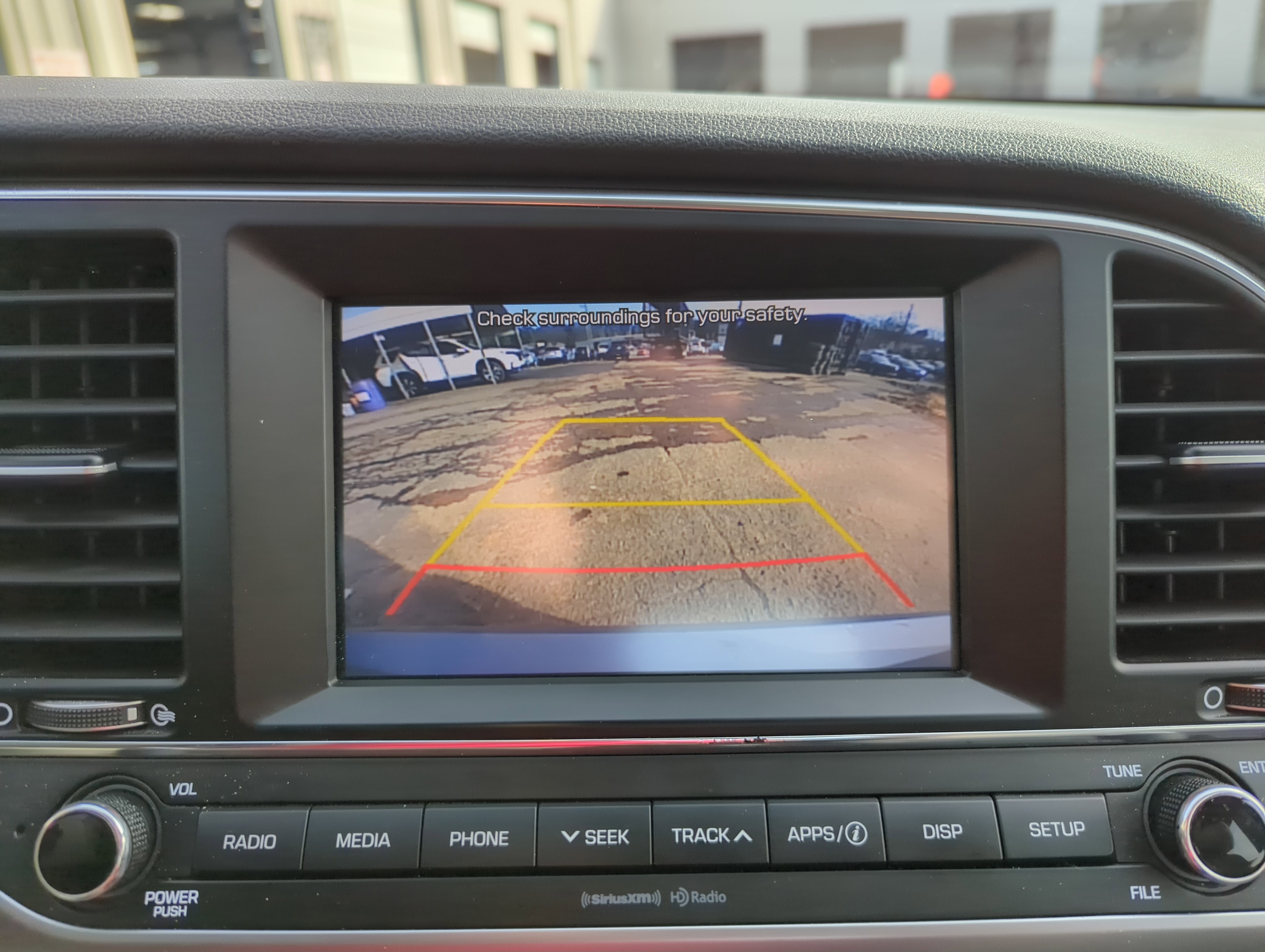 Used 2017 Hyundai Elantra SE image 30