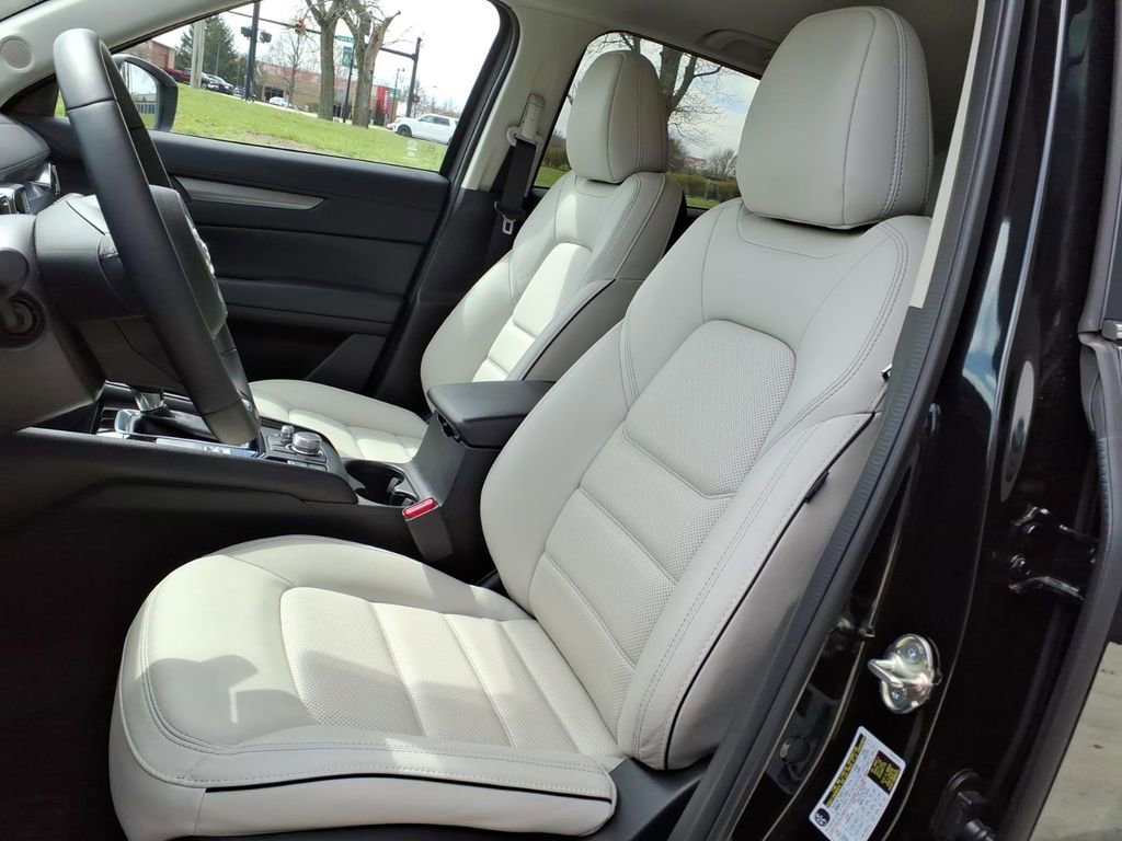 Used 2025 MAZDA CX-5 AWD 2.5 S w/ Preferred Package image 12