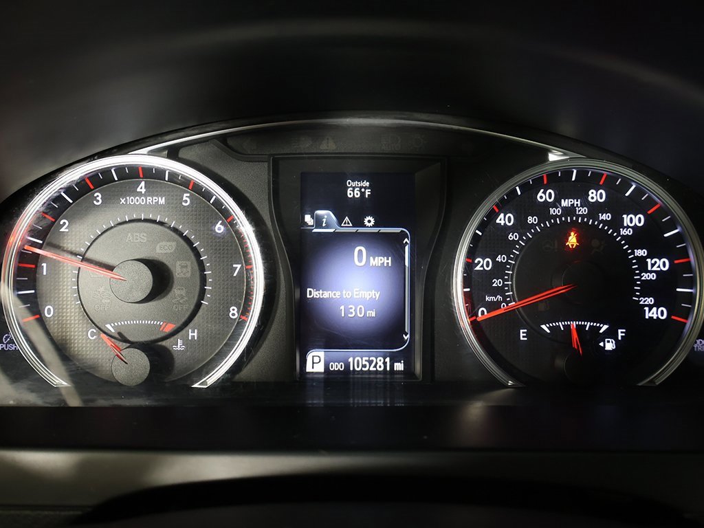 Used 2015 Toyota Camry SE image 35