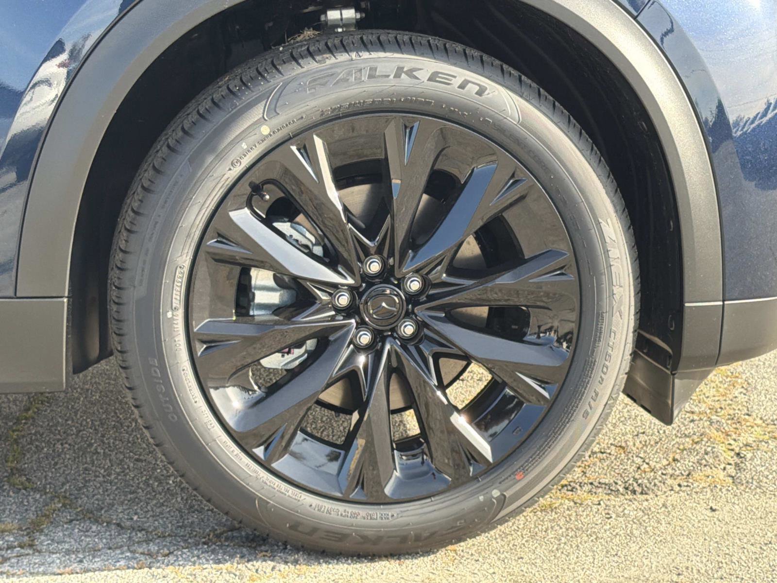 New 2026 MAZDA CX-90 Plug-In Hybrid w/Premium Sport AWD/4WD image 26